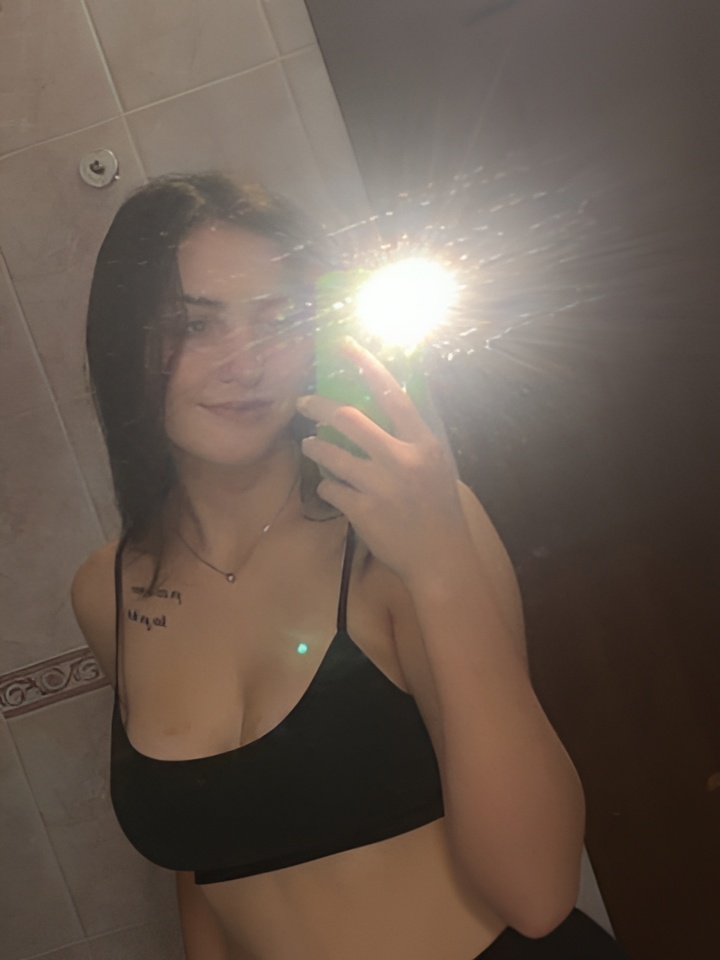 Богдана привлекальеная девушка из Барабаш цена от 2500 руб