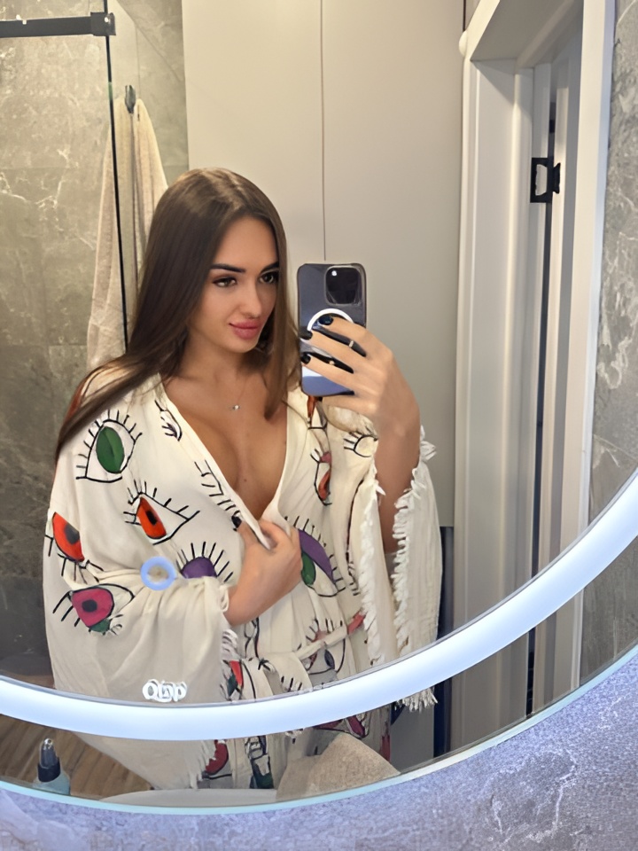 Людмила привлекальеная девушка из Барабаш цена от 4000 руб