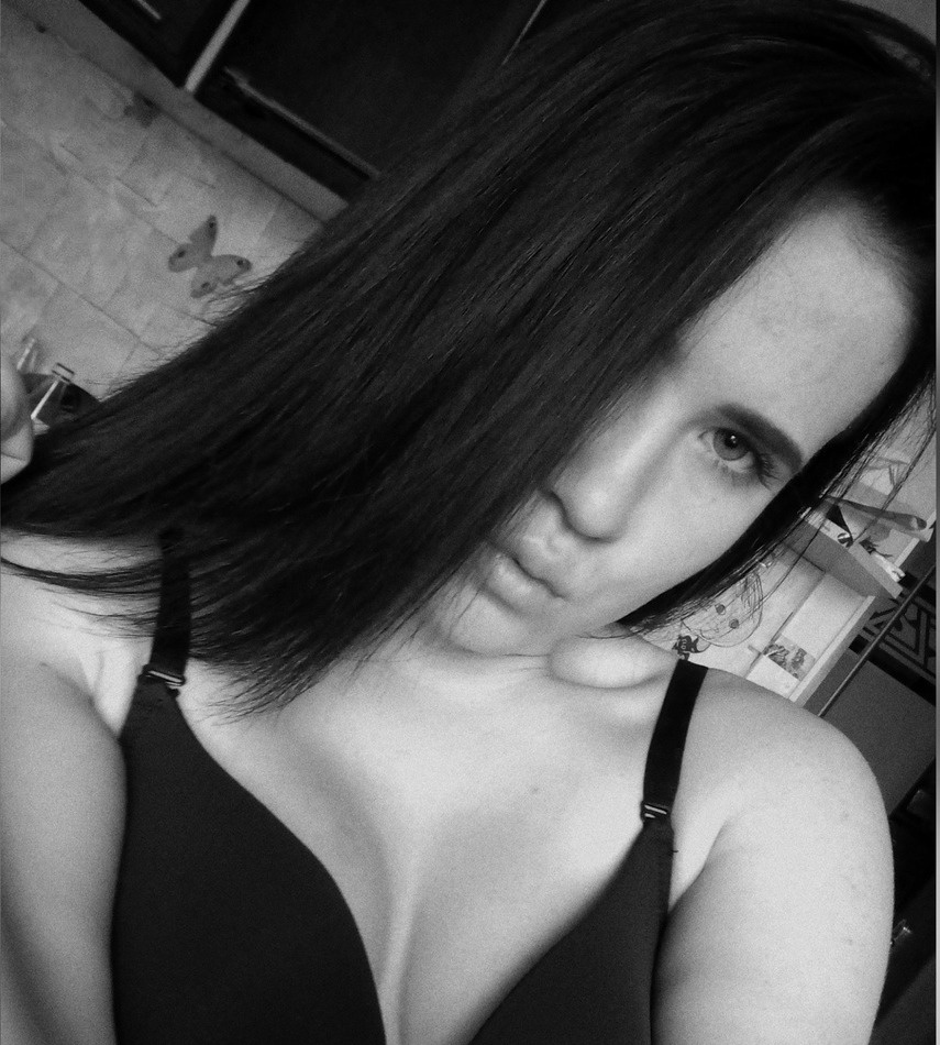 Окси привлекальеная девушка из Барабаш цена от 3500 руб