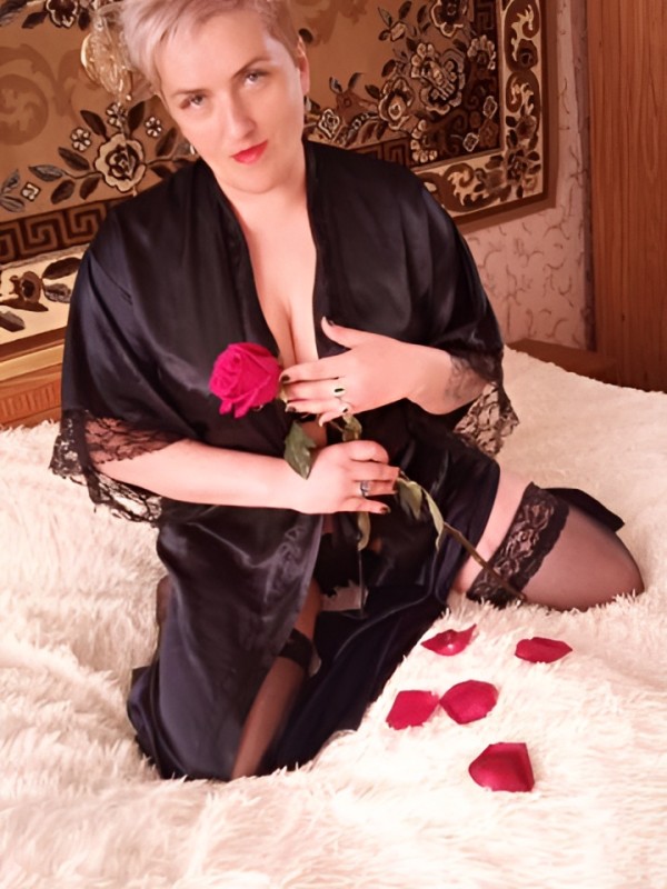 Далия привлекательная девушка из Барабаш цена от 1500 руб