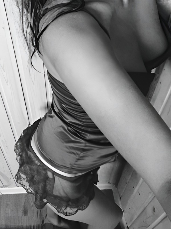 Серафима привлекательная девушка из Барабаш цена от 2500 руб