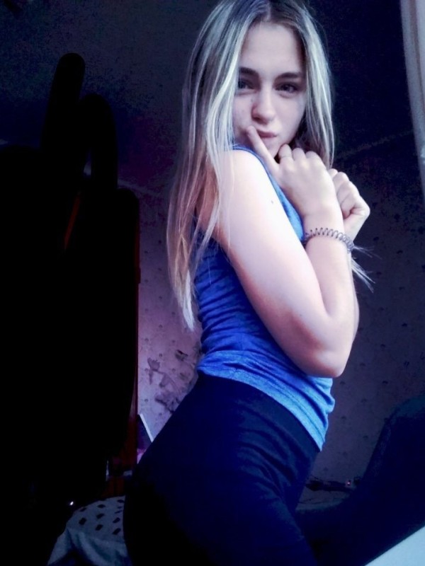 Алина привлекательная девушка из Барабаш цена от 3500 руб